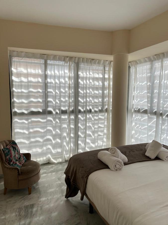 Atico Triana Con Piscina Privada *
