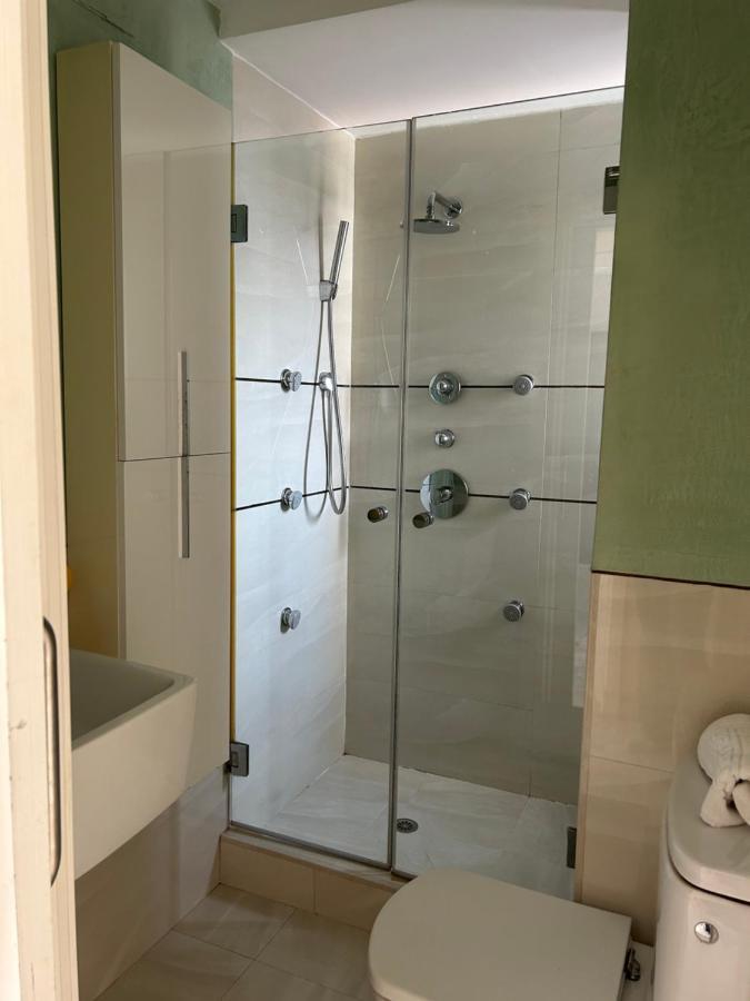Atico Triana Con Piscina Privada *